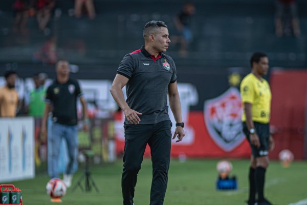 Jair Ventura tenta [Jair Ventura tenta