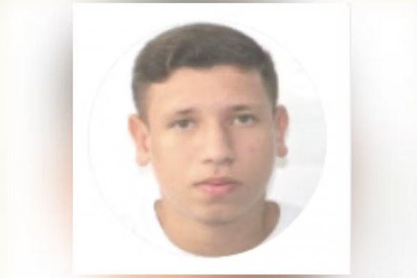 [Último foragido por estupro coletivo de adolescente no RJ se entrega à polícia]