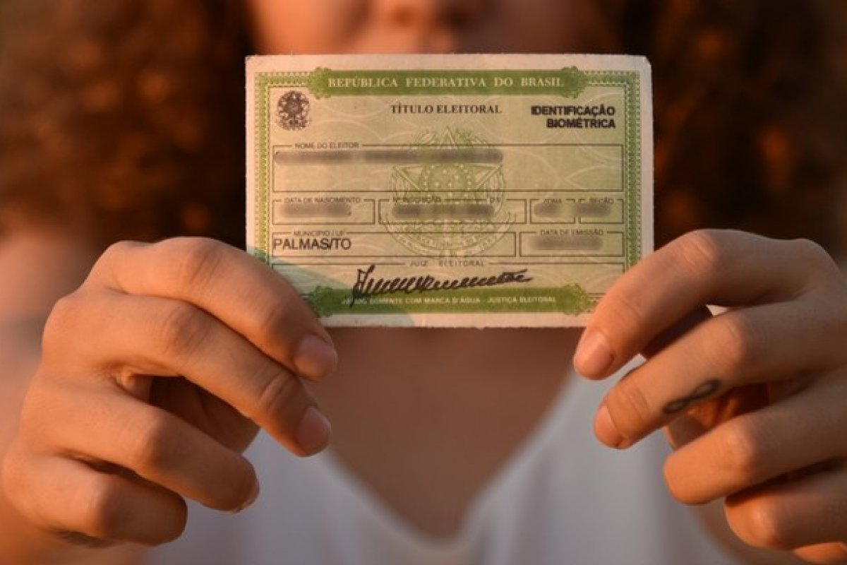 Prazo para regularização do título de eleitor termina em 6 de maio; confira os serviços disponíveis e os locais
