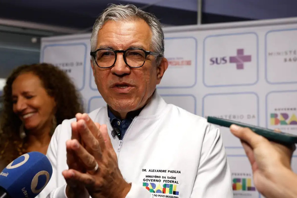 Ministério da Saúde quer produzir e implantar canetas emagrecedoras no SUS, diz Padilha 