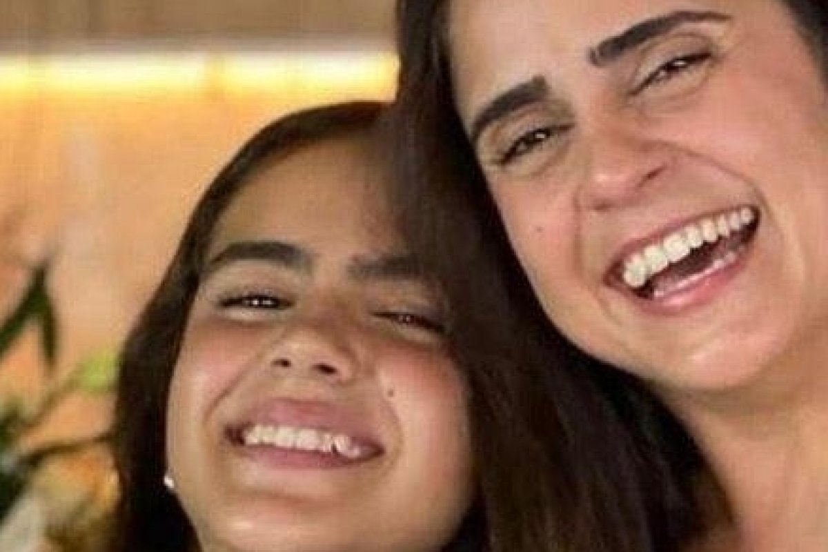 No mês da Mulher, Fabiane Maimone lança curso para fortalecer vínculo entre mães e filhas adolescentes! 