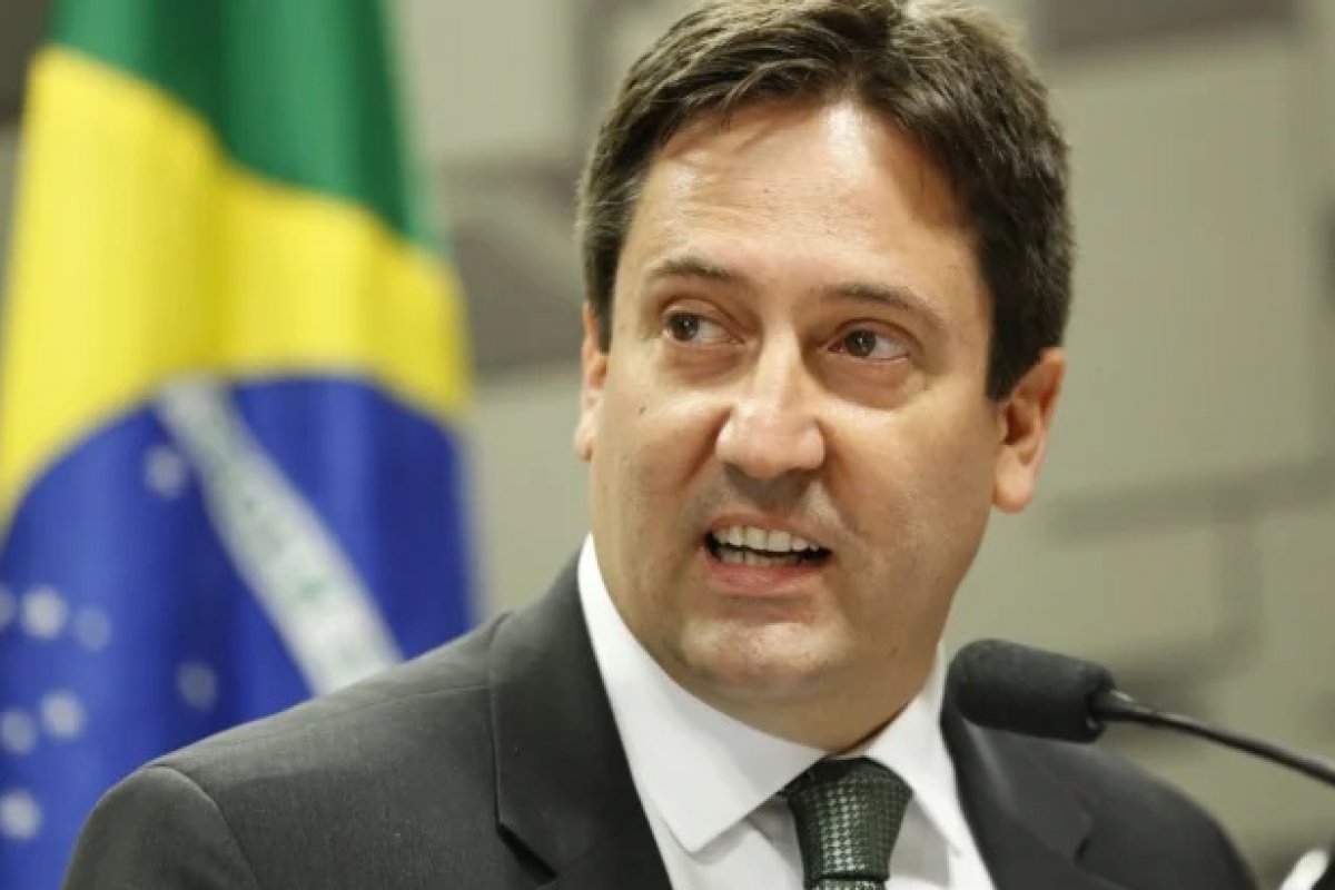 Aliado de Vorcaro, servidor do BC adquiriu terrenos e prédio por R$ 1 milhão em dinheiro vivo e à vista