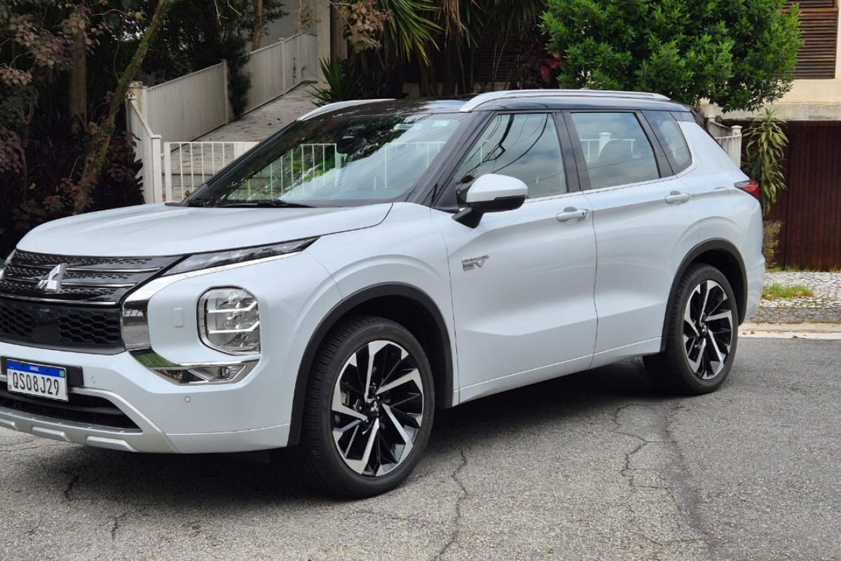 Mitsubishi Outlander: teste com o SUV PHEV que retorna ao Brasil 