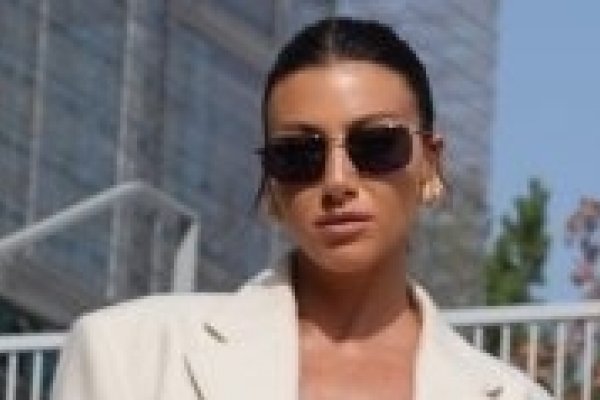 [Victoria Hamuche marca presença na Semana de Moda de Paris!]