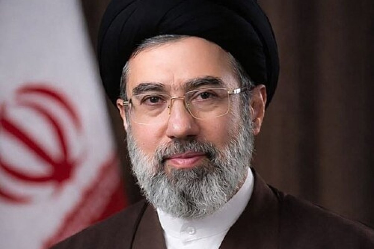 Novo líder supremo do Irã foi ferido por ataques dos EUA e Israel, diz mídia estatal