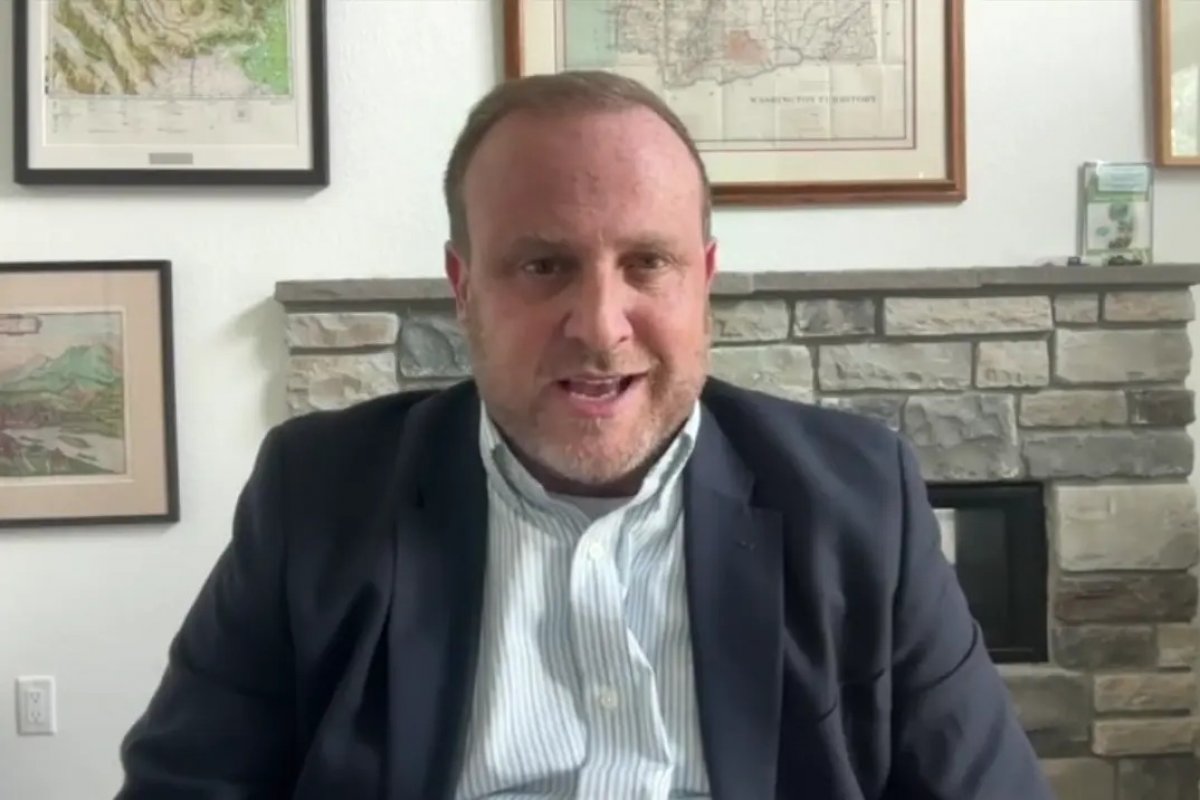 Indicado por Trump desiste de cargo no governo após revelação de mensagens racistas e antissemitas