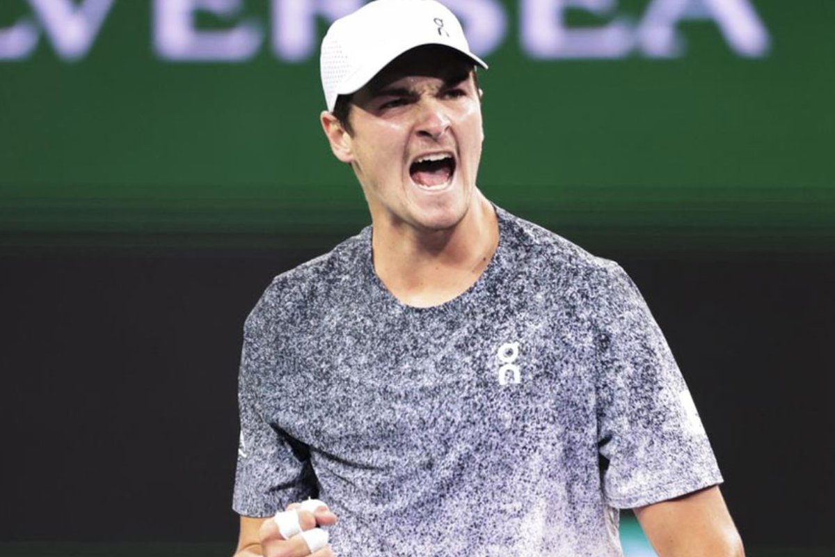 João Fonseca deixa Indian Wells mais confiante, após embate com Sinner