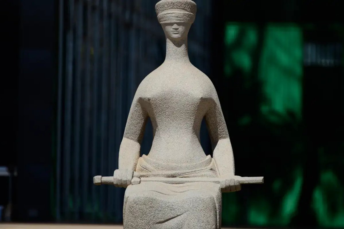 Número de brasileiros que afirma não confiar no STF cresce e atinge patamar histórico, diz Datafolha 