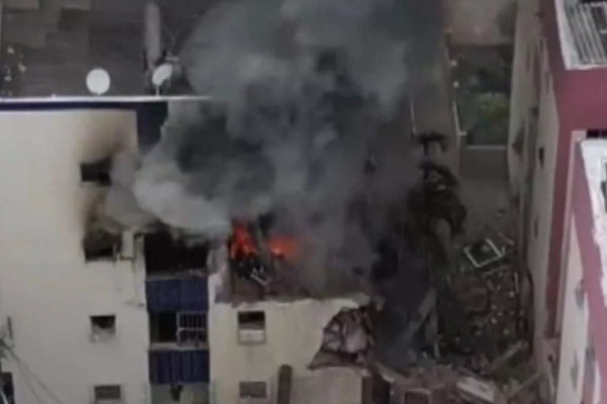 Parecer técnico solicita demolição de parte do prédio incendiado em bairro de Salvador 