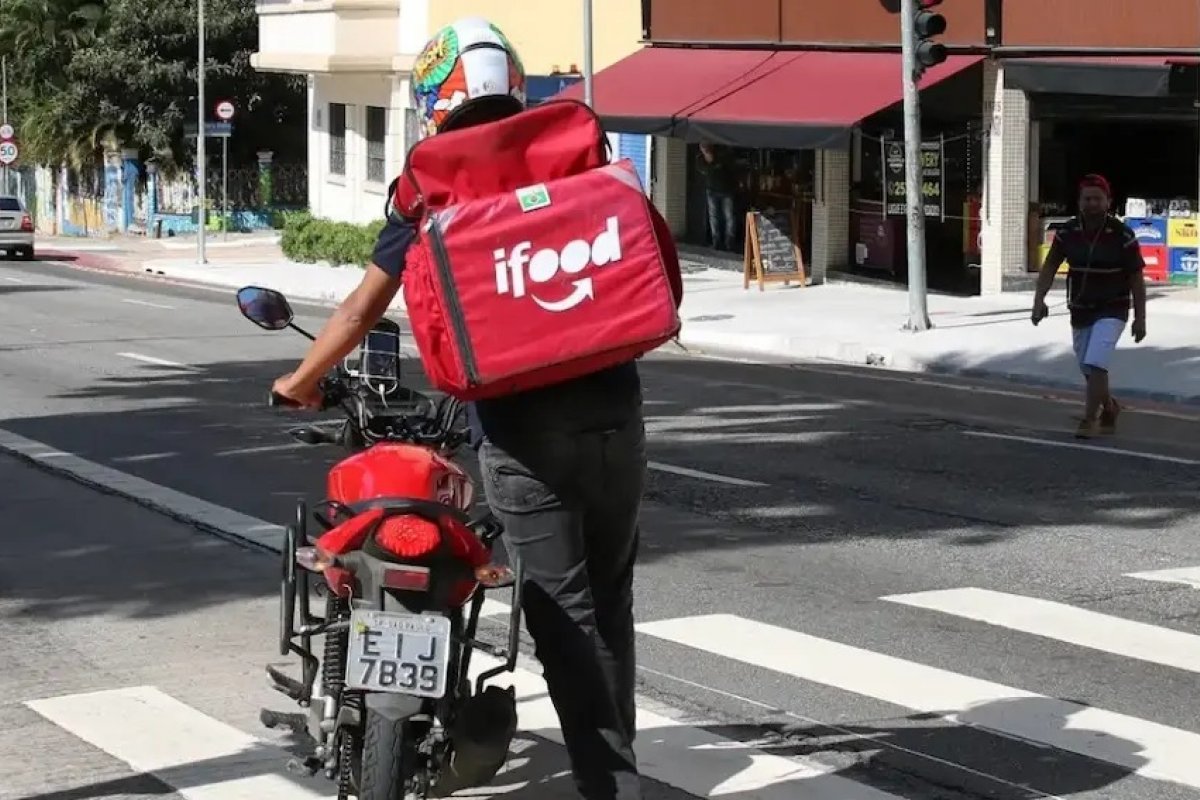 Justiça reconhece que valor mínimo de pedido no iFood é prática legítima e não configura venda casada 