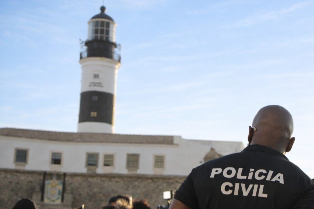 Irmãos investigados por roubo contra turista argentina são presos em Salvador