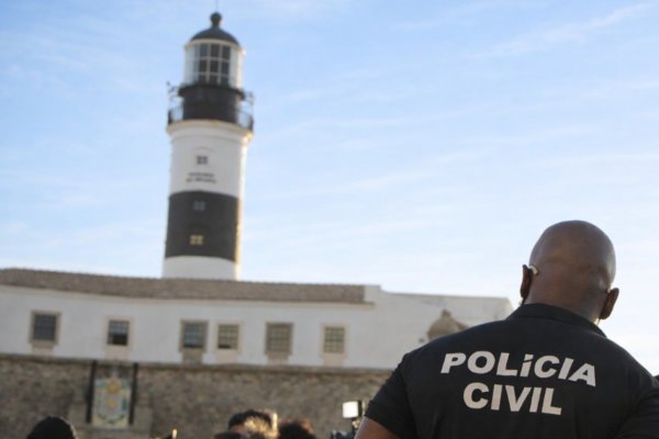 [Irmãos investigados por roubo contra turista argentina são presos em Salvador]