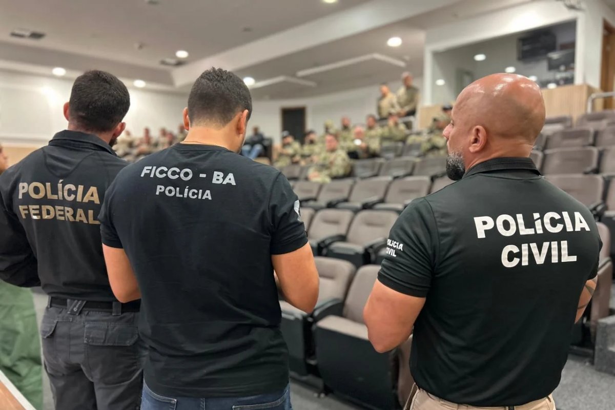 Foragido da Justiça de SP é preso ao desembarcar na rodoviária de Salvador 