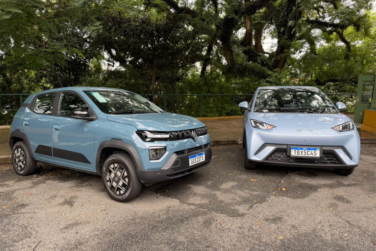 Teste comparativo: novo Kwid e-tech contra Dolphin Mini 2026