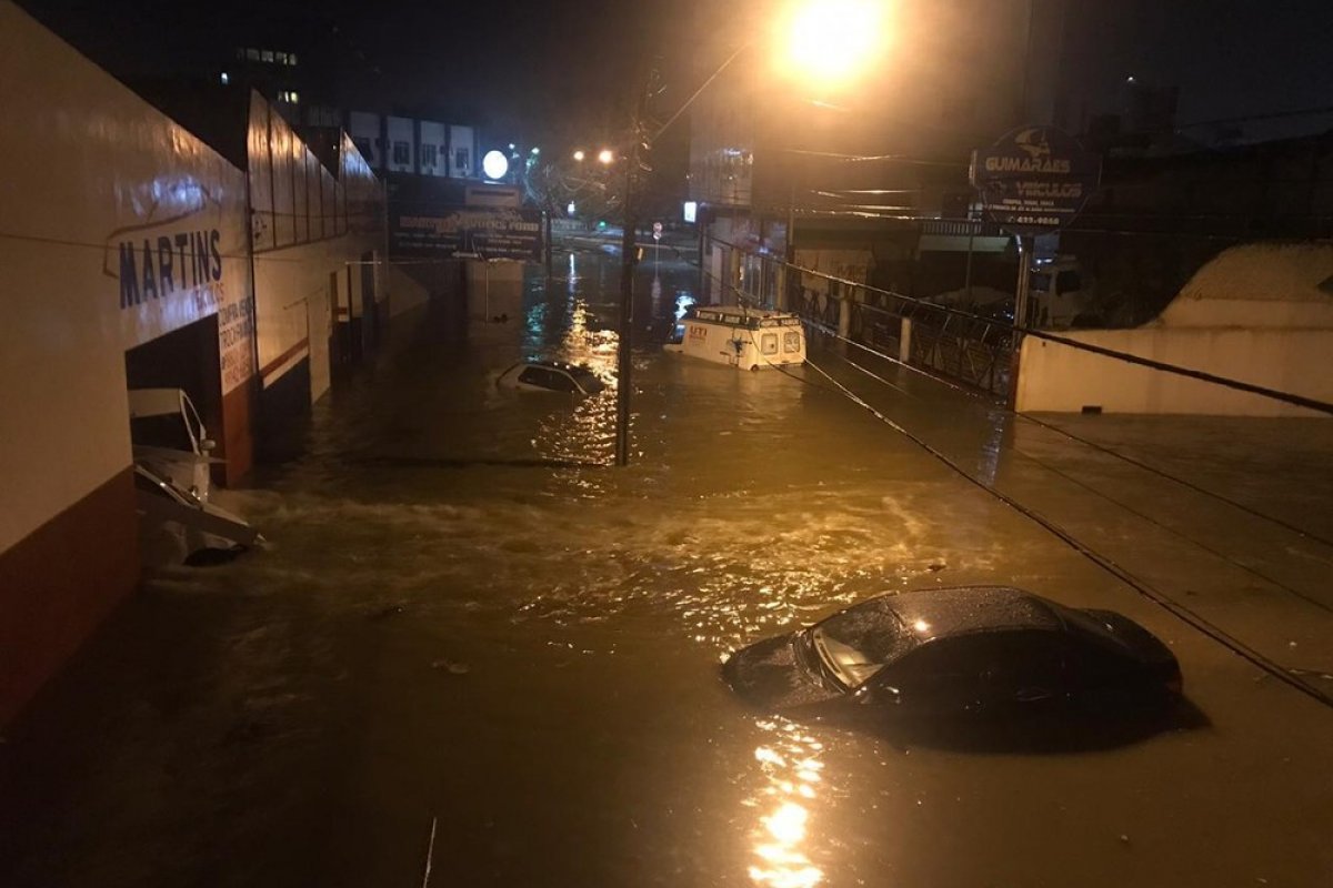 Municípios da Bahia sofrem com fortes chuvas