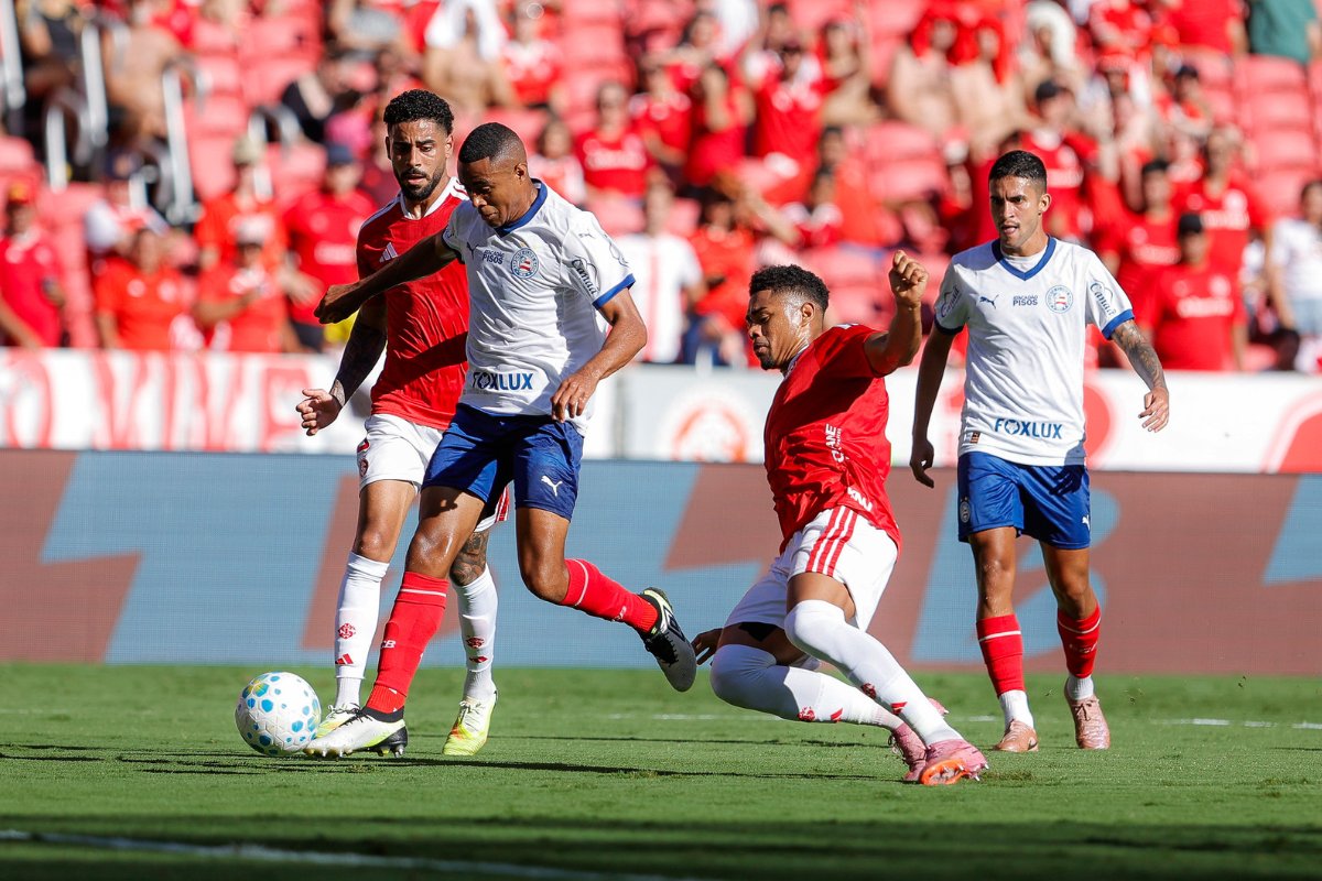 Bahia quebra tabu histórico no Beira-Rio ao vencer o Inter pela primeira vez no Brasileirão