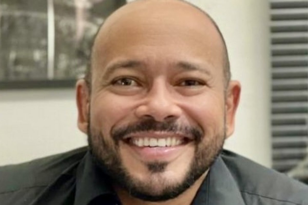 Advogado Márcio Mello celebra aniversário com festa em Salvador! 