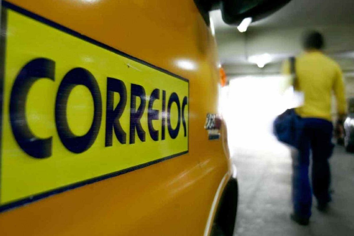Correios libera opção de entrega de encomendas no vizinho