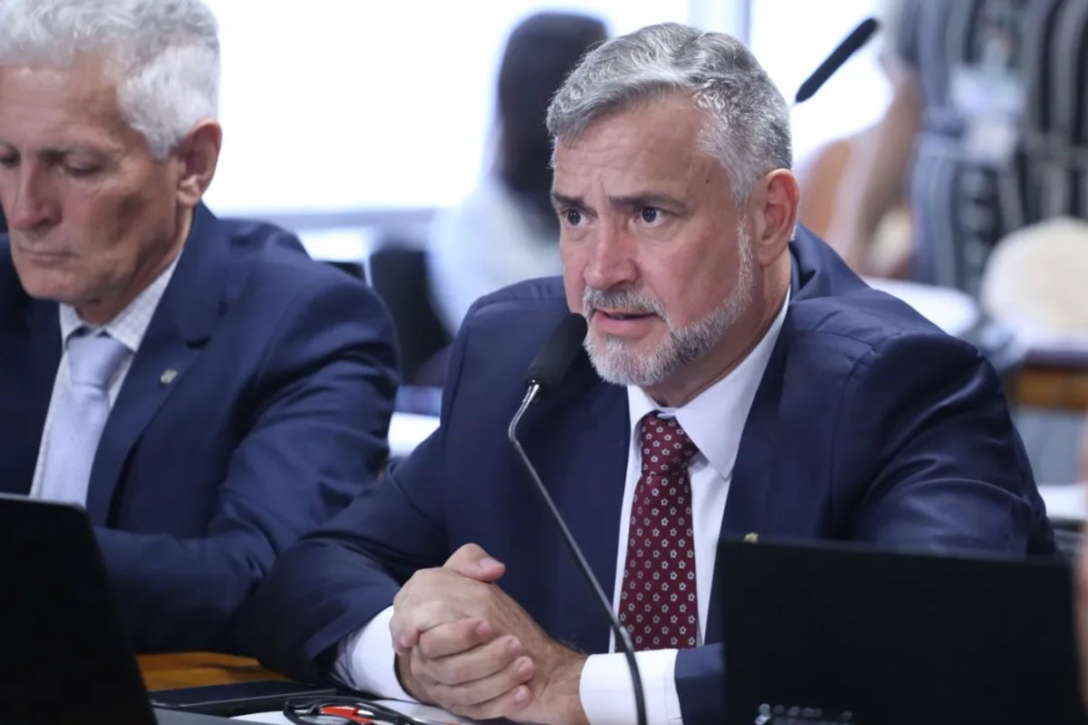 Base do governo na CPMI do INSS diz não encontrar relação entre dados de Vorcaro e investigação