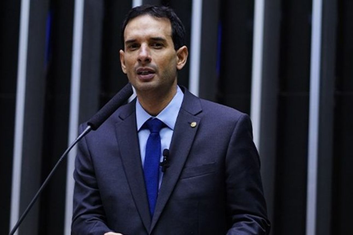 Léo Prates anuncia desfiliação do PDT; confira o motivo