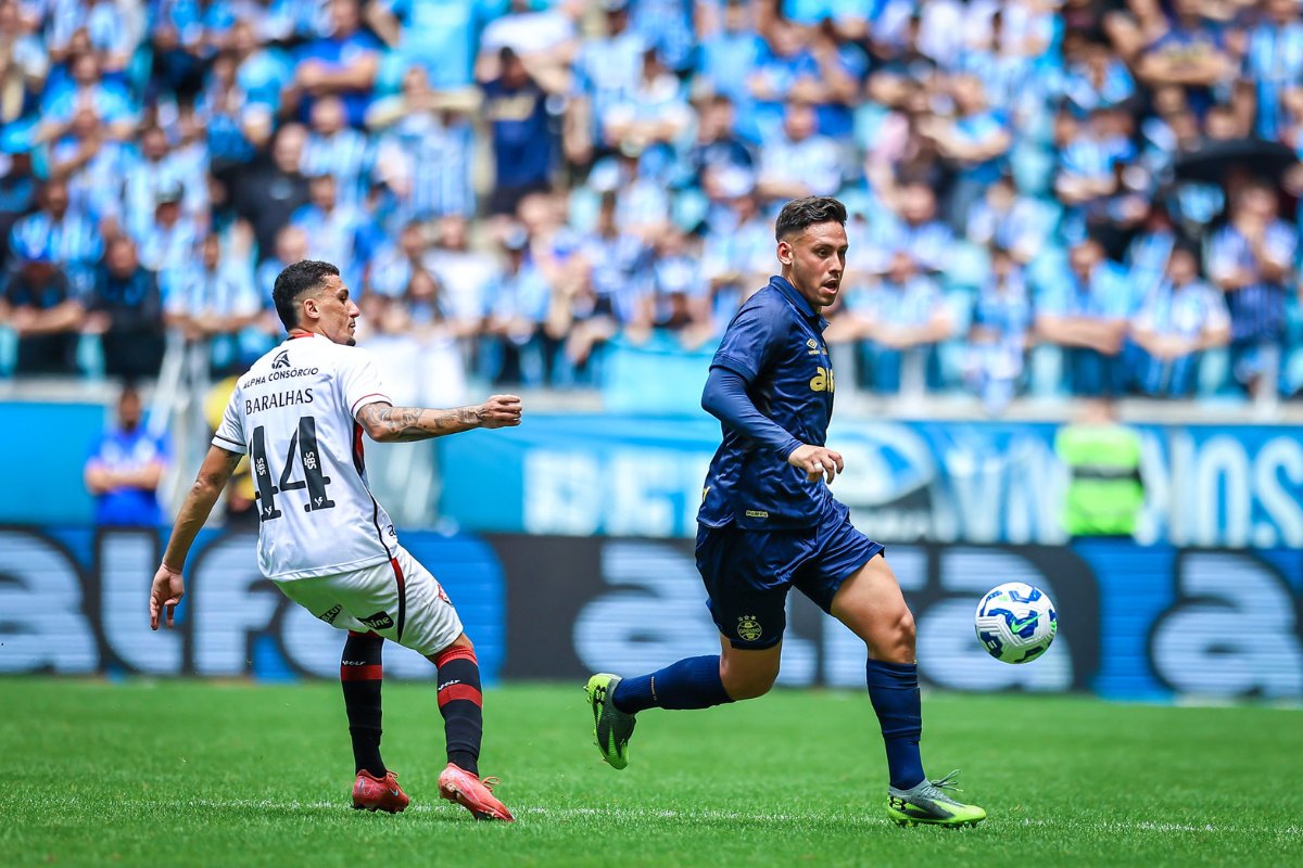 Vitória encara o Grêmio fora de casa em busca de quebrar tabu no Brasileirão