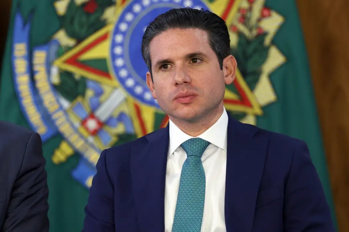 Hugo Motta defende debate da reforma administrativa e diz que foco deve ser na modernização do Estado