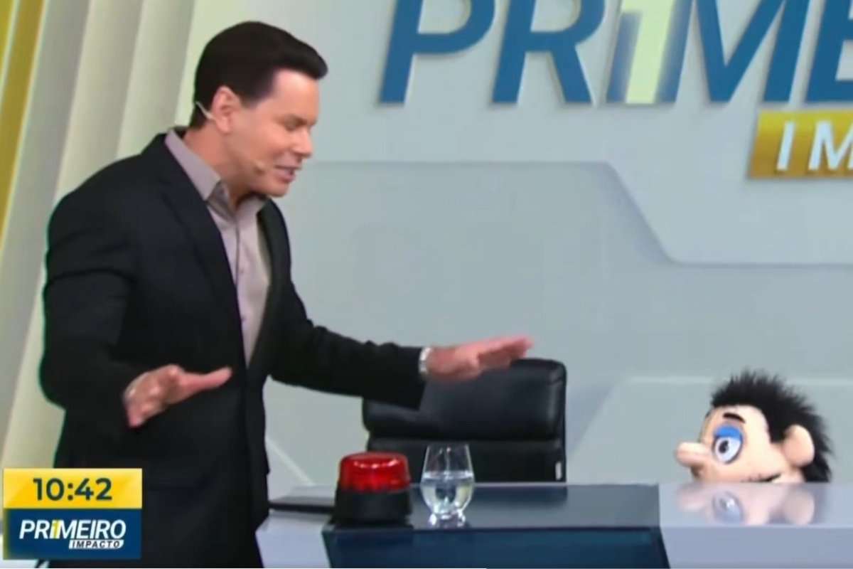 Primeiro Impacto, do SBT, apresenta seu novo “mascote”!