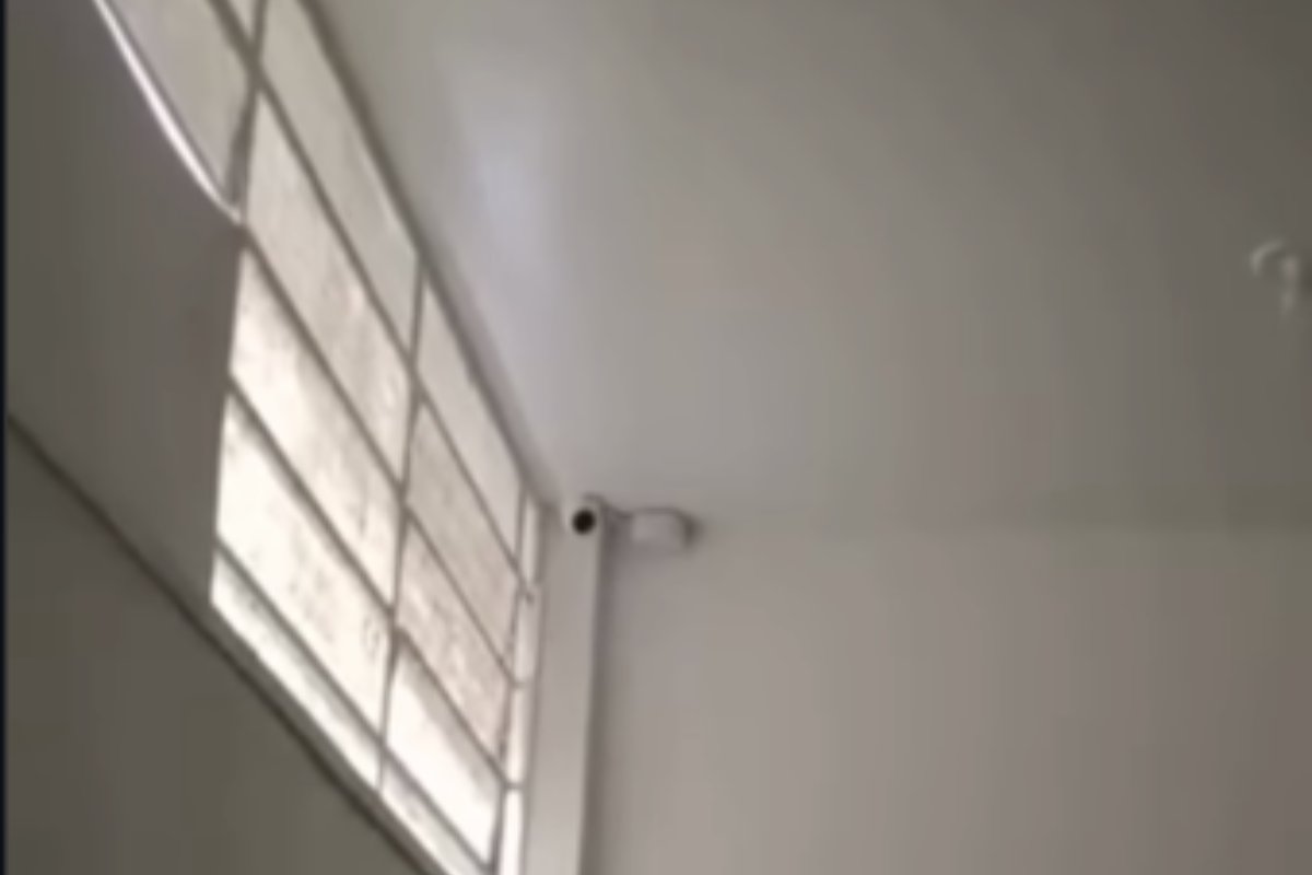 Vídeo: funcionários denunciam câmeras em vestiário e área de descanso em hospital da Bahia