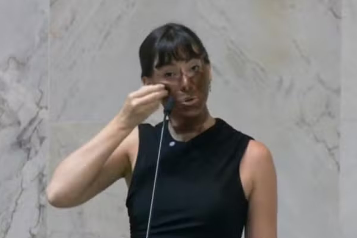 Conselho de Ética deve analisar recurso contra deputada Fabiana Bolsonaro após discurso com 'blackface'