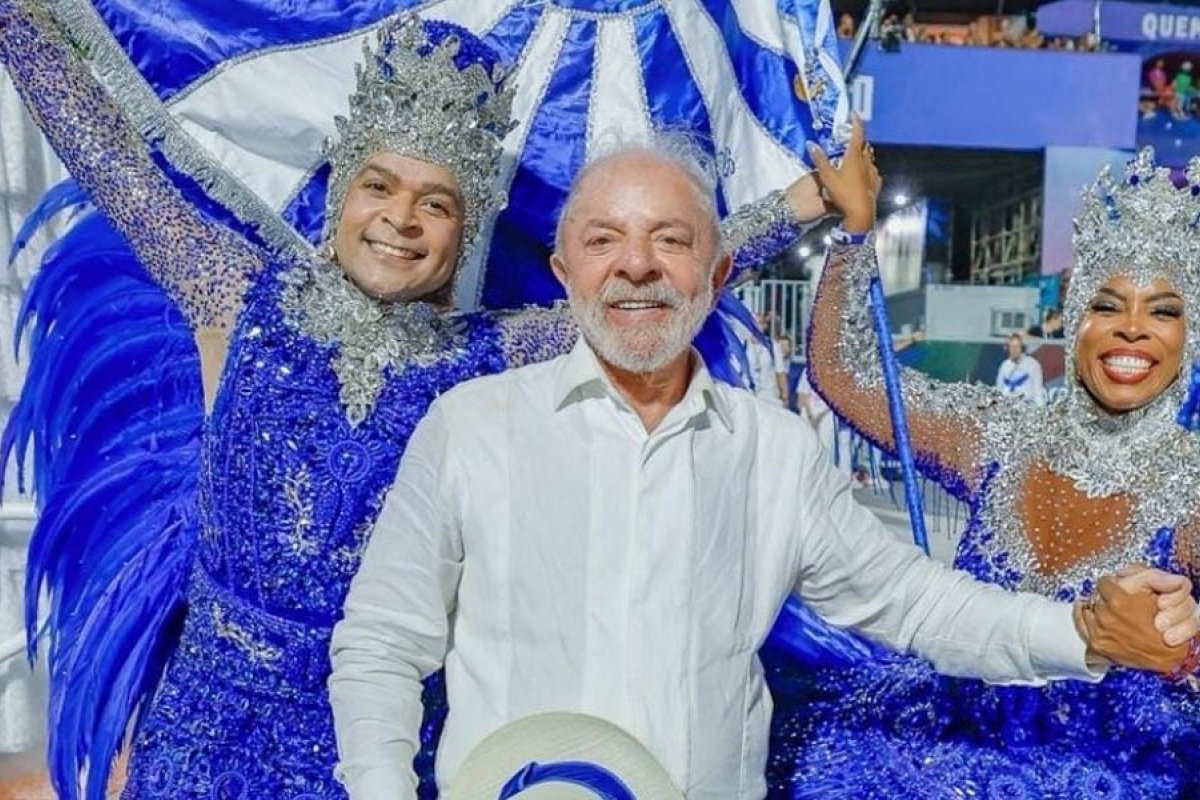 TSE arquiva pedido do PL para investigar desfile que homenageou Lula no Carnaval do Rio