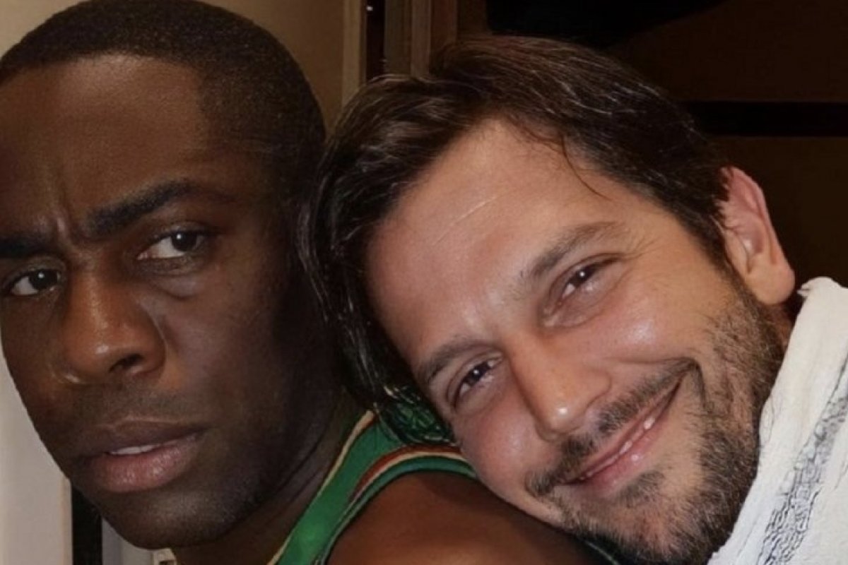 Lázaro Ramos presta homenagem aos 50 anos do amigo Vladimir Brichta!