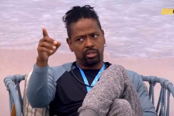 [BBB 26: Boneco fala o que pensa sobre o jogo de Ana Paula. Veja; ]