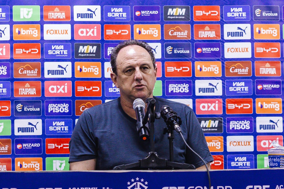 Ceni critica comportamento do Bahia após vantagem e vê “desastre” em Belém
