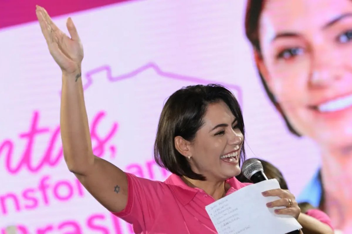 Michele deve encontrar Moraes para discutir prisão domiciliar de Bolsonaro nesta segunda (23), diz colunista