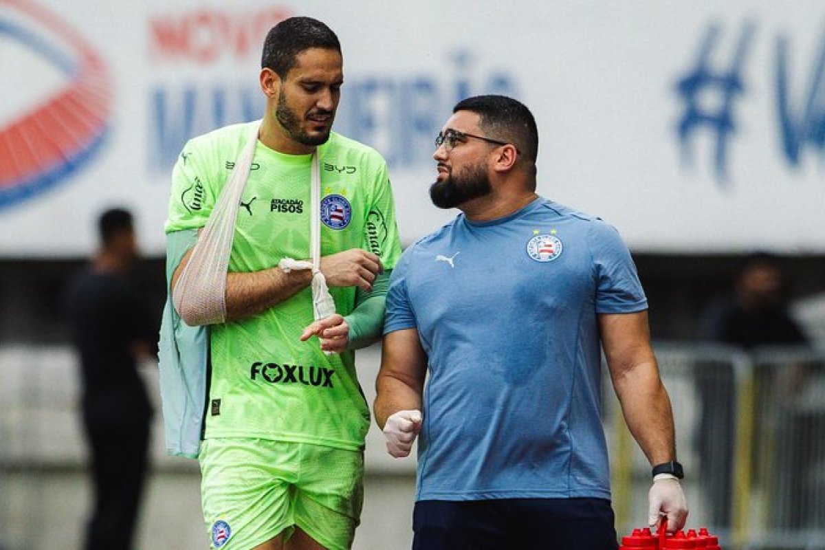 Ronaldo se manifesta após lesão sofrida em duelo com Remo e informa se será necessário cirurgia; confira Ronaldo se manifesta após lesão sofrida em duelo com Remo e informa se será necessário cirurgia; confira