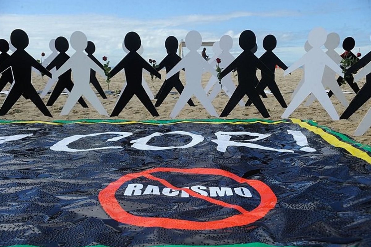 Câmara aprova projeto de lei que cria lista suja do racismo no esporte