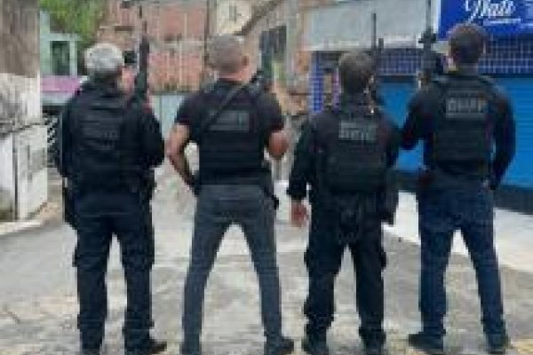 [Grupo ligado a sequestro iniciado em shopping é alvo de operação policial; dois suspeitos morreram]