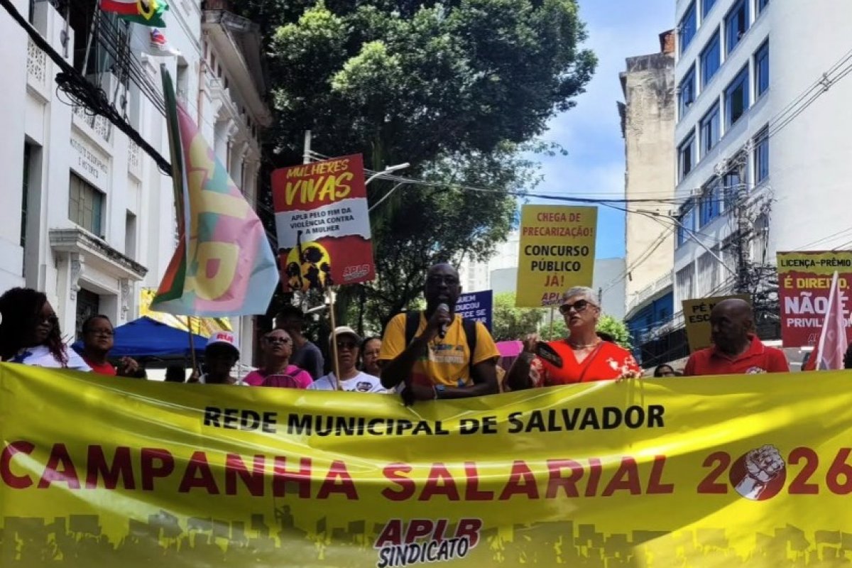 Após paralisação, professores vão à mesa com a prefeitura na próxima terça-feira (31)