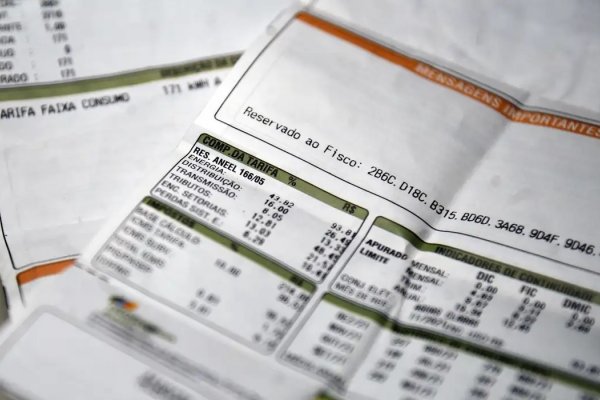 [Bandeira verde na conta de luz é mantida em abril, sem cobrança extra para consumidores]