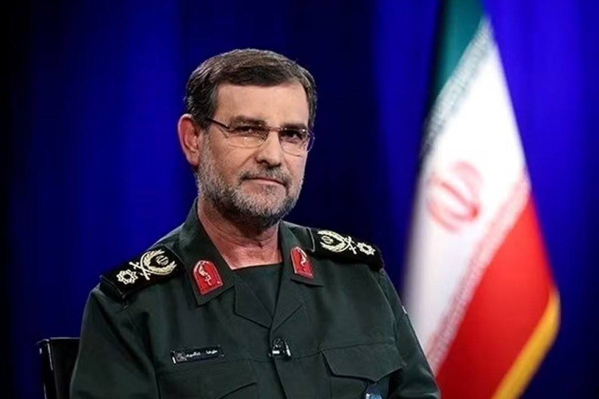 Irã confirma morte de comandante responsável por fechar o Estreito de Ormuz 