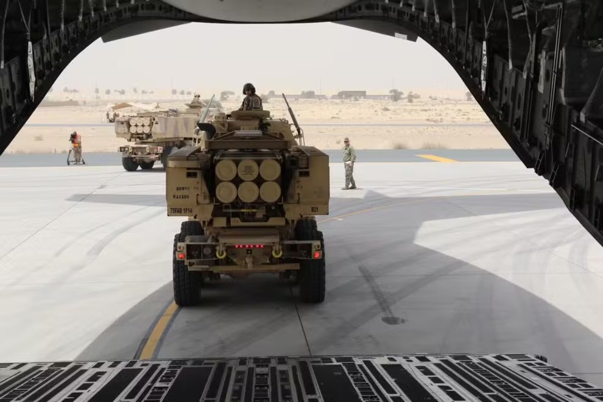 Irã diz que bombardeou duas instalações militares dos Estados Unidos