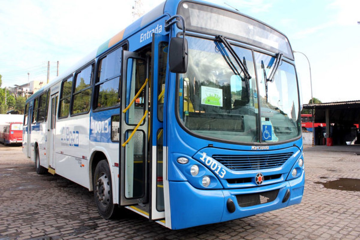 Prefeitura, MP-Ba e Arsal assinam aditivo para entrega dos novos ônibus
