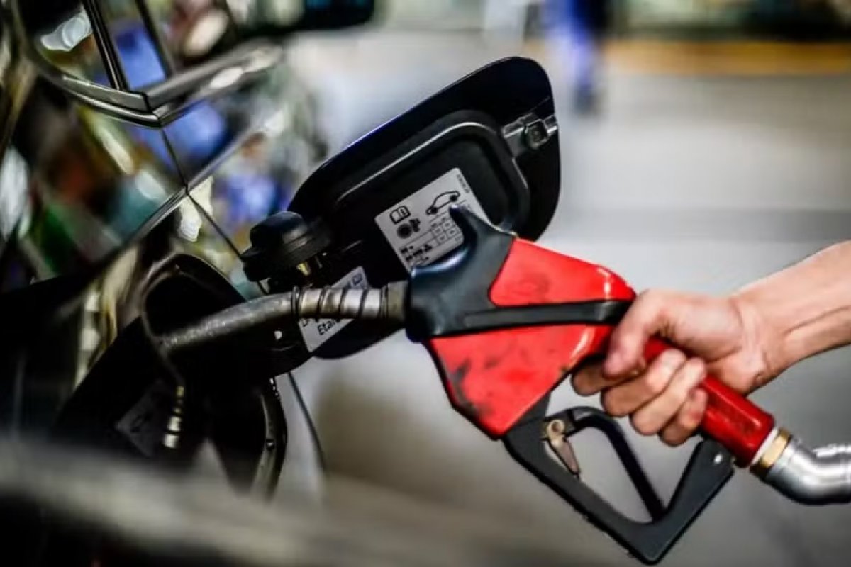 Estados aderam proposta do governo para combater alta no preço do Diesel; saiba quais
