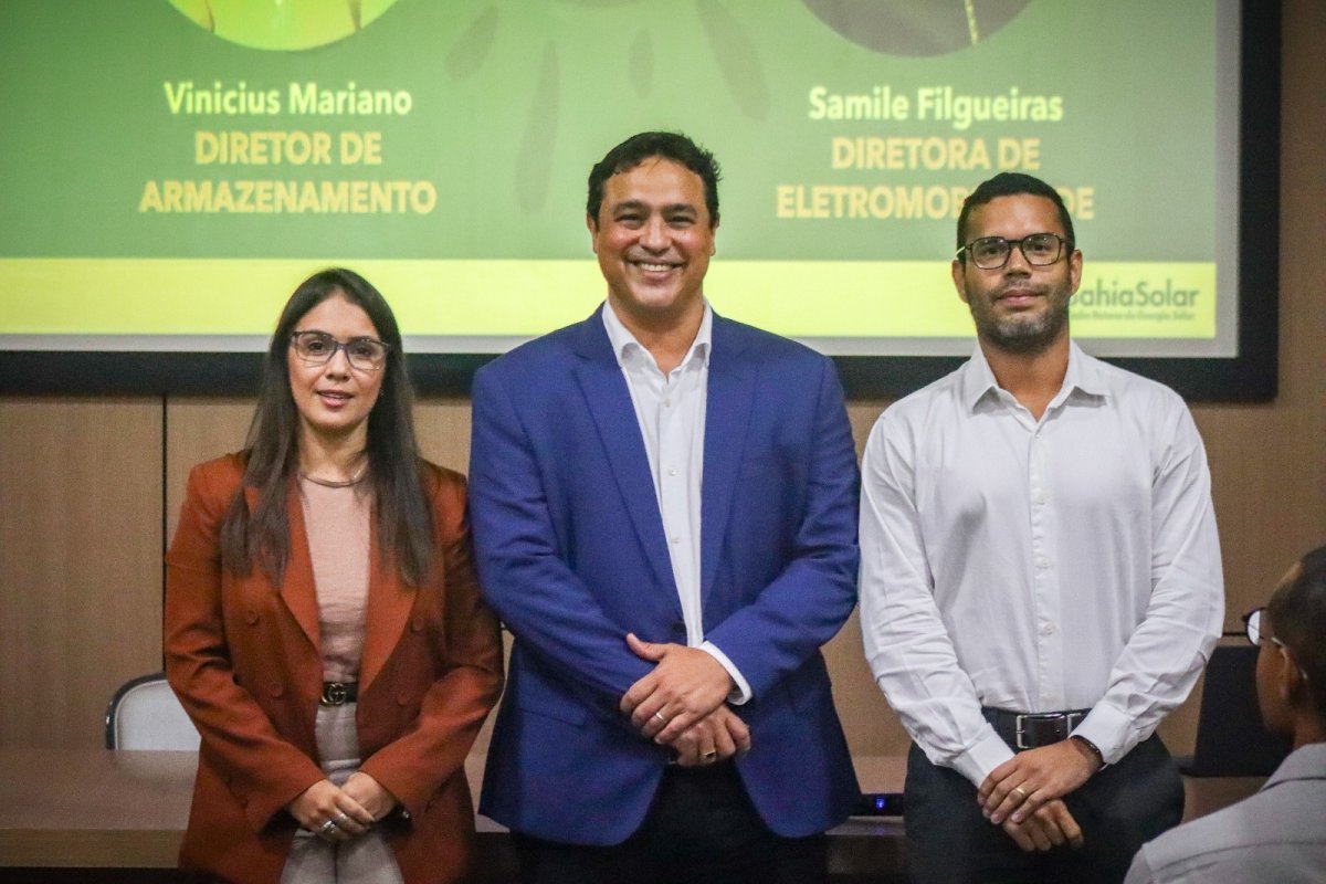 Associação Baiana de Energia Solar lança novas diretorias focadas em armazenamento e eletromobilidade na Bahia!