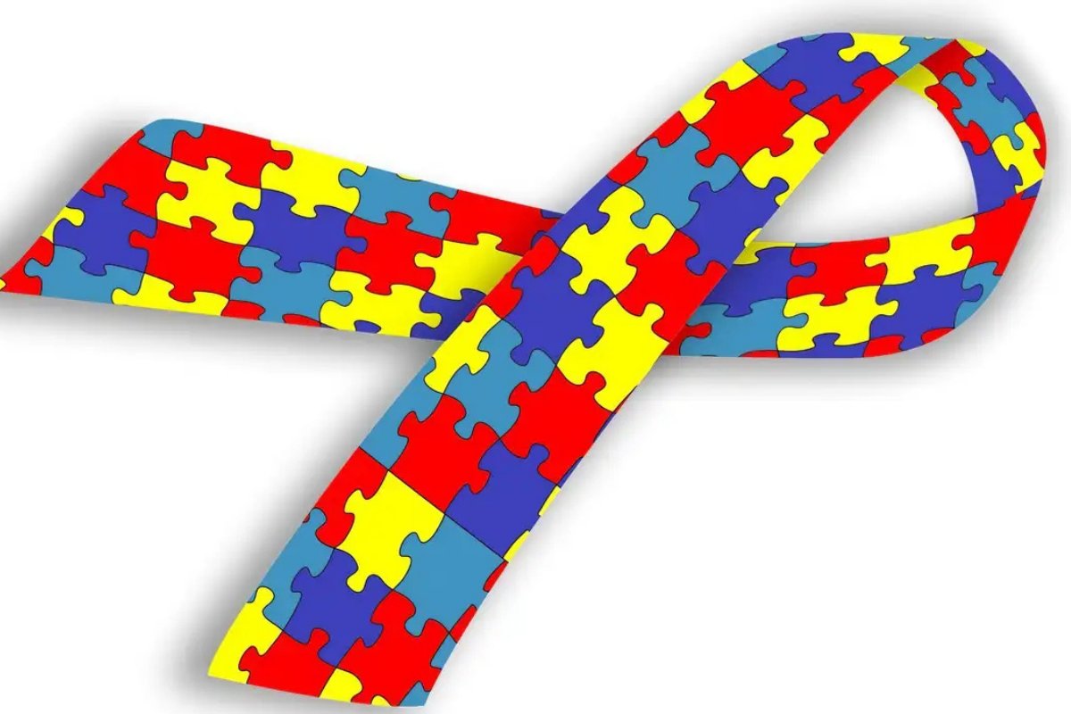 Abril Azul ganha abertura com programação inclusiva, roda de conversa e experiências sensoriais