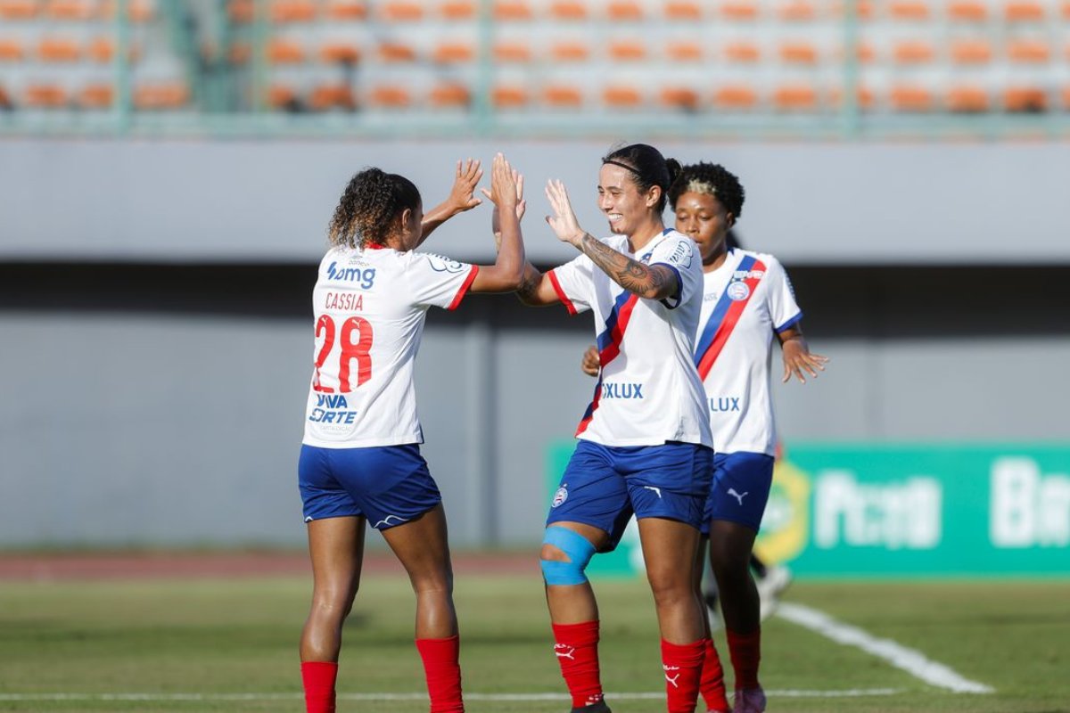 Bahia embala quarta vitória e entra no G-3 do Brasileiro Feminino Bahia embala quarta vitória e entra no G-3 do Brasileiro Feminino