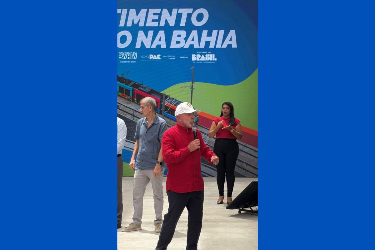 Vídeo: “Ninguém vai fazer a gente mudar o Pix”, rebate Lula após novas críticas do governo Trump