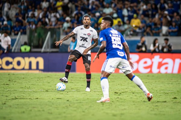 [Derrota para o Cruzeiro põe Vitória entre as defesas mais vazadas do Brasileirão]