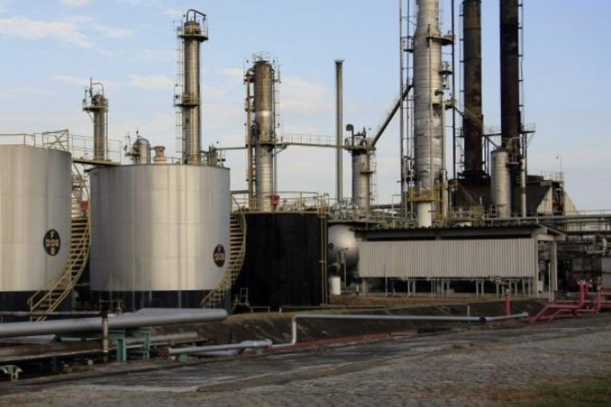 Preços do petróleo registram crescimento, após maior queda desde 1991