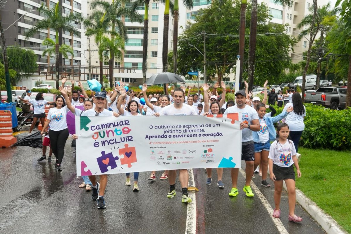 Caminhada do Autismo reúne cerca de 100 pessoas e reforça inclusão em Salvador! 